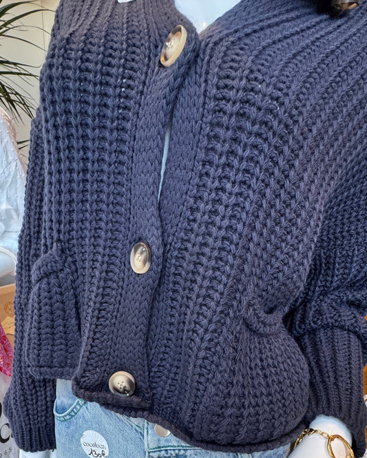 Cardigan "Cloe" en maille bleu marine zoom