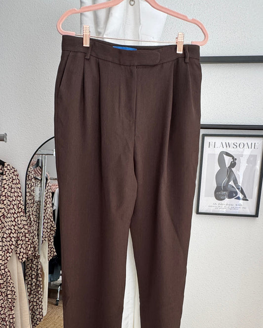 Pantalon chocolat - the city uniform - Salut Beauté ceintre