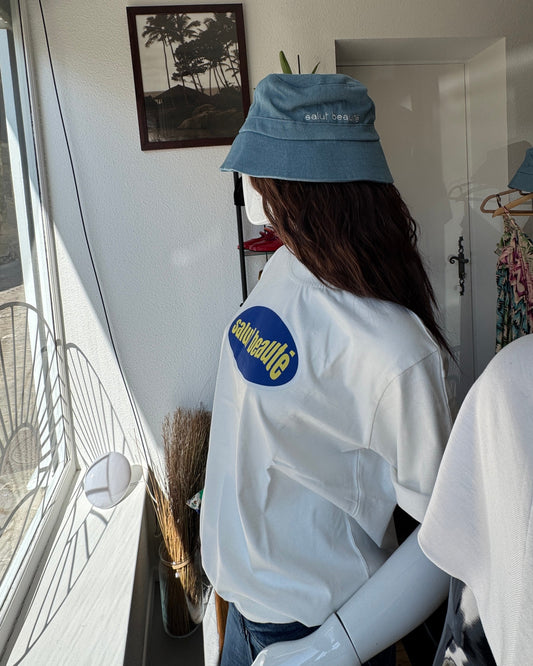 T-shirt off white - Salut Beauté bleu côté