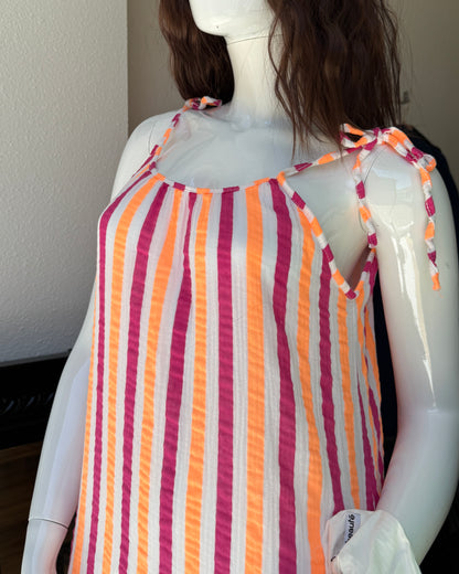 Robe longue à fines bretelles nouées gaze de coton blanc rayures rose orange TU