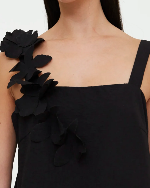 Robe WILD PONY courte bretelles avec détails floraux noirs