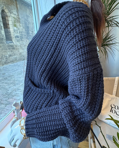 Cardigan "Cloe" en maille bleu marine côté