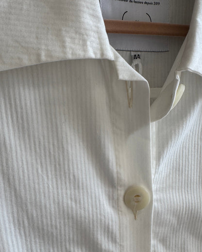 Chemise blanche en coton - Collection "the gardener uniform" - Salut Beauté détails