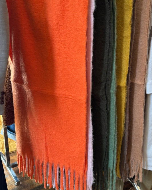 Grande écharpe à grosses franges 100% viscose