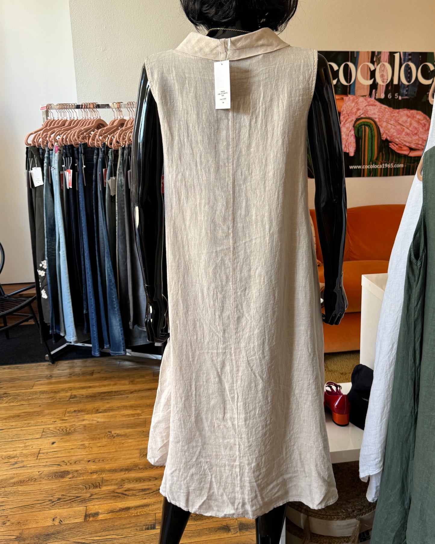 Robe en lin divers coloris évasée asymétrique col bénitier TU