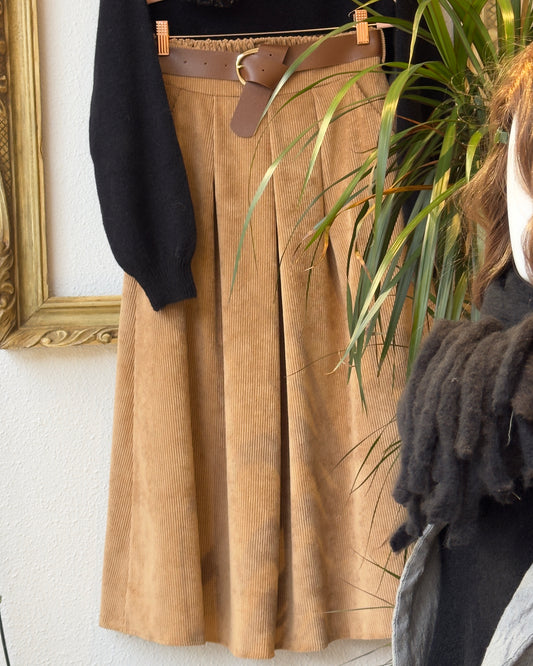 Jupe longue en velours côtelé avec ceinture taupe TU