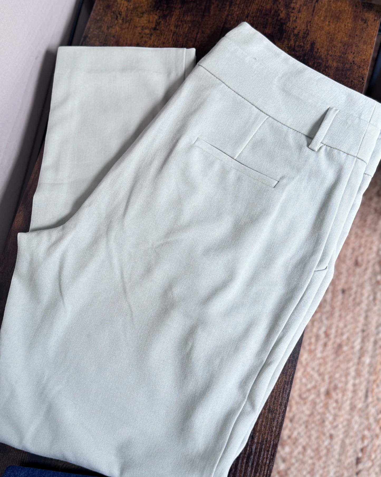 Pantalon à pinces Bray couleur grège