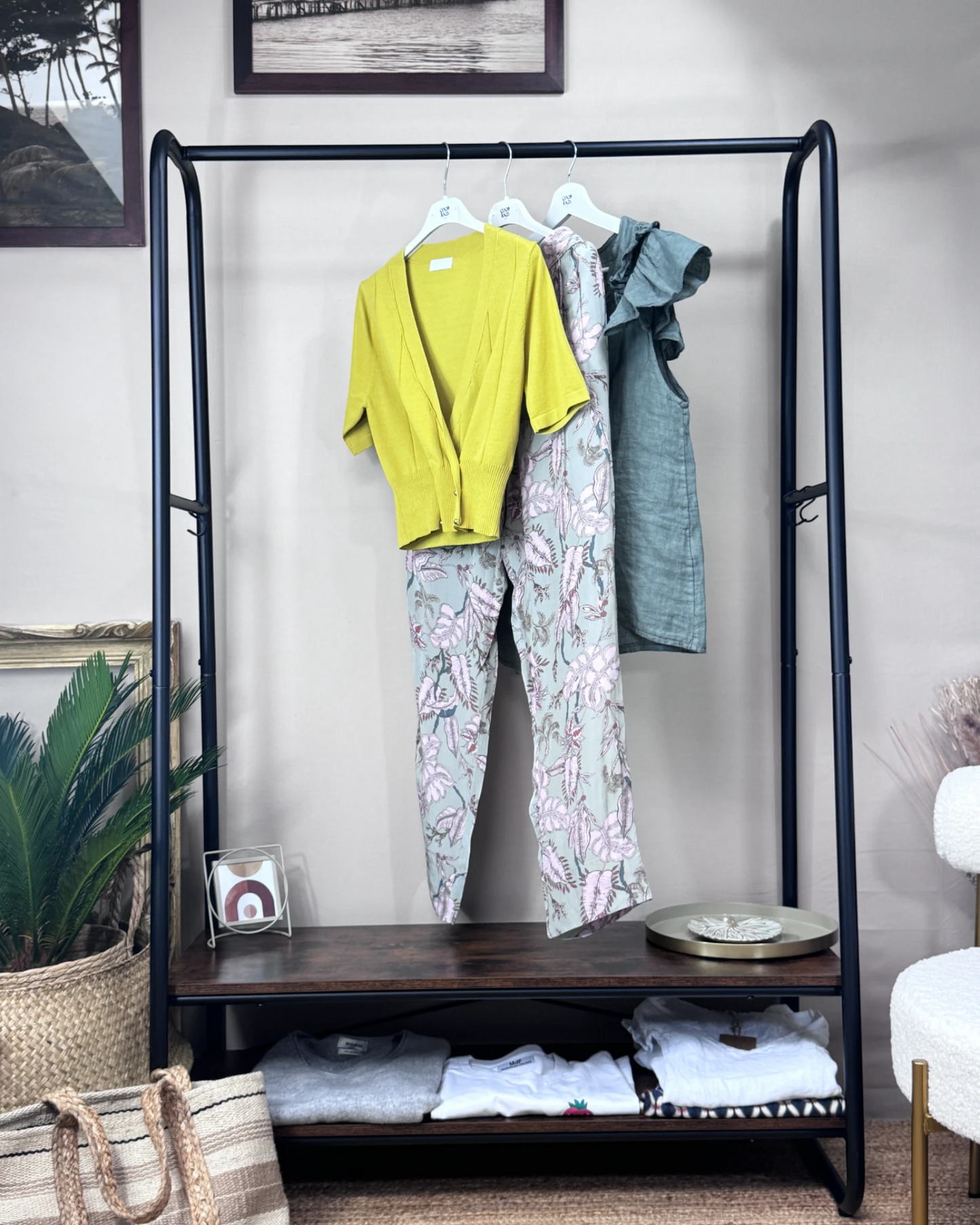 Pantalon ample fluide vert amande motifs floraux Mos Mosh