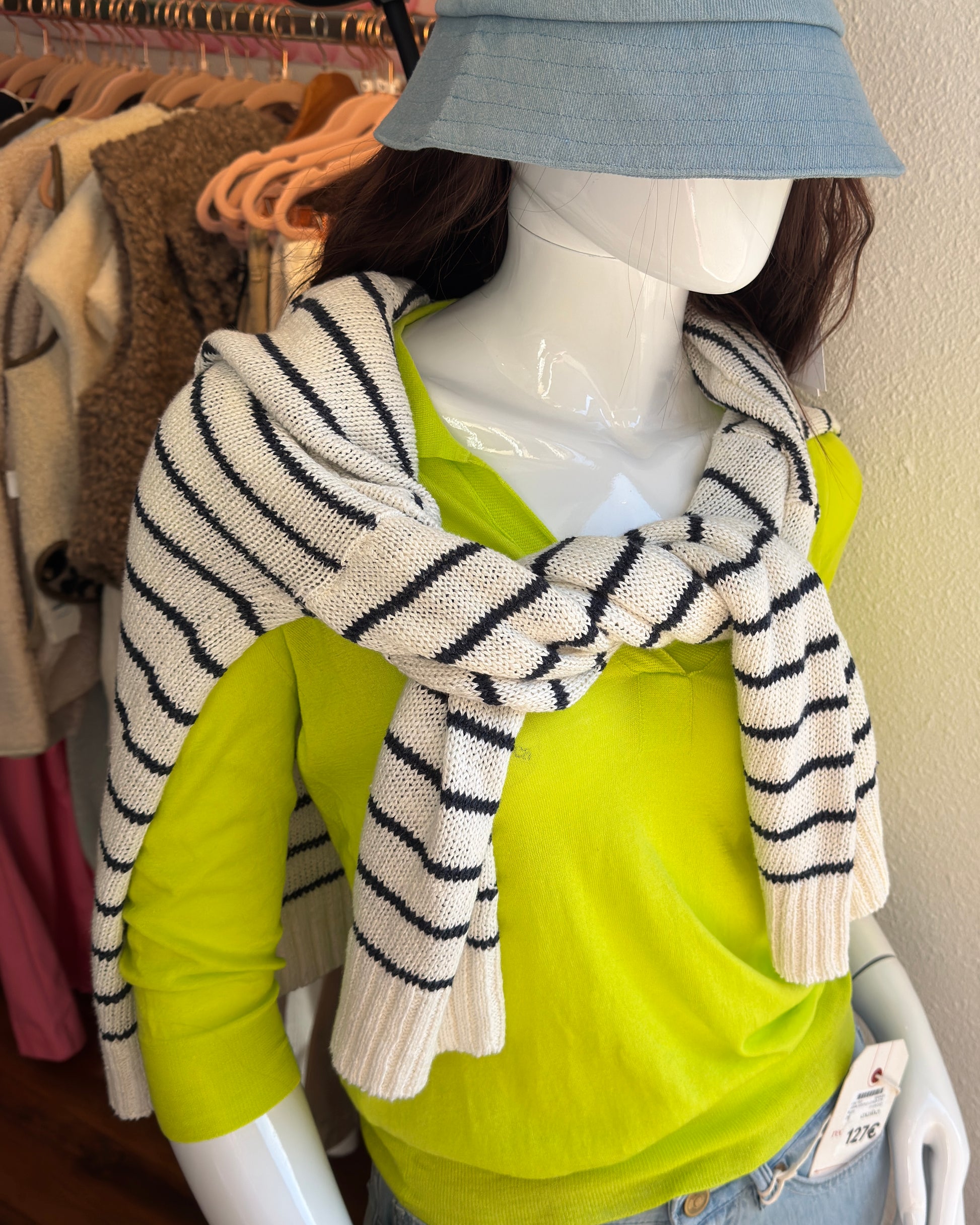 Pull Phisique du Rôle rayé marine et crème 100% lin