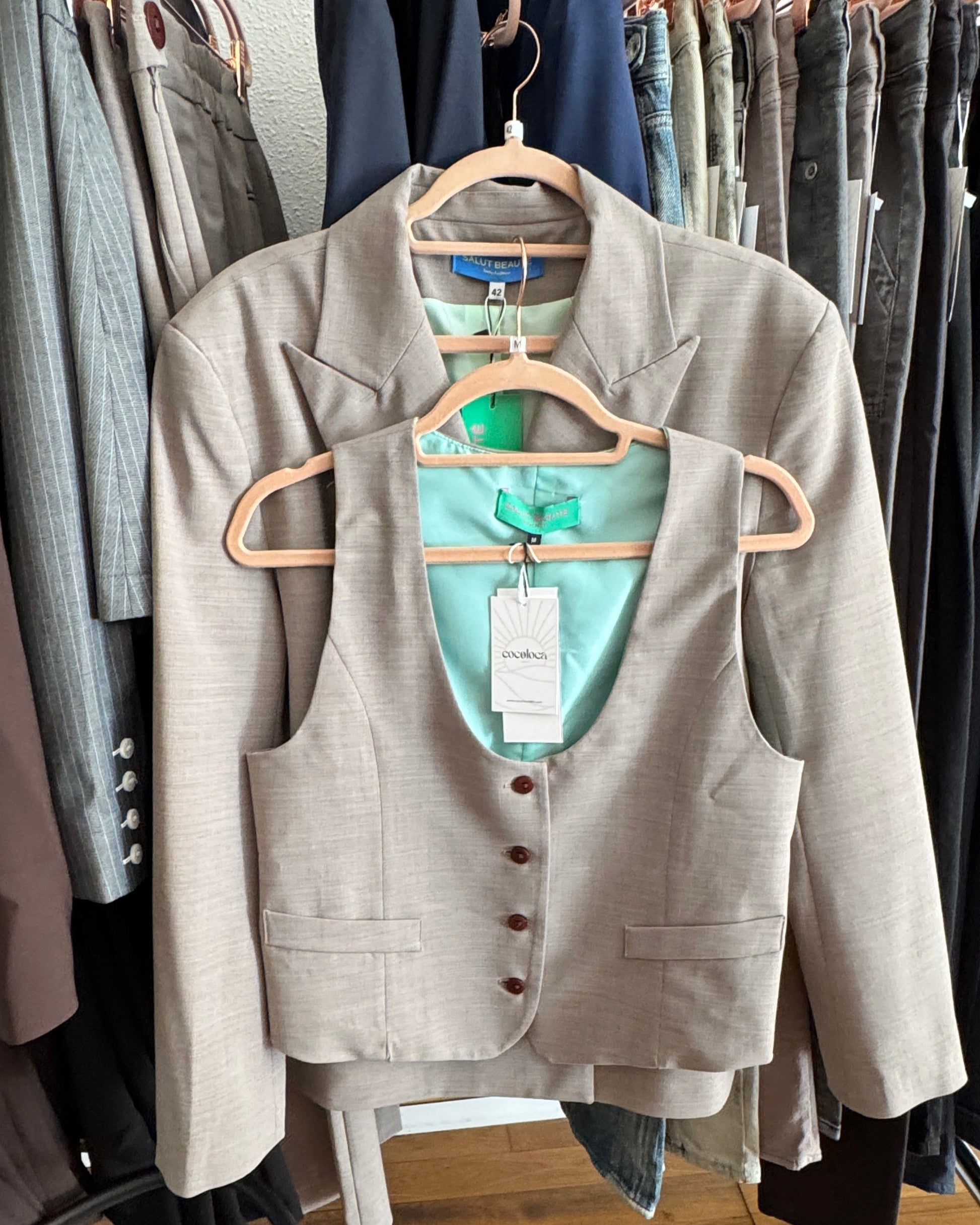 Veste beige gris - the dandy uniform - Salut Beauté set  jupe ter