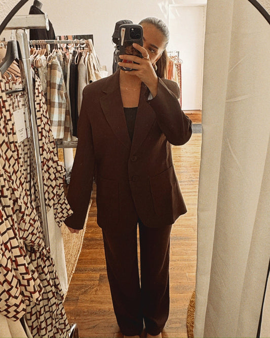 Veste chocolat - the monday uniform - Salut Beauté set pan